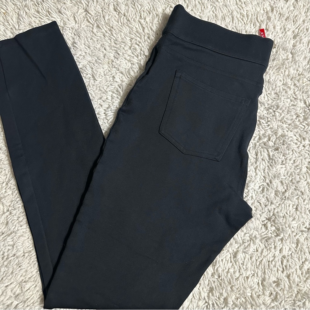SPANX Black color High-Waist pants  size medium skinny pants